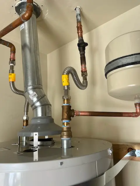 Water heater installation and plumbing repair in Beaver Lake